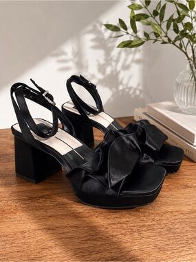 New Dolce Vita Satin Platform Heels Black Ruffle Strap Sandals black 🍒